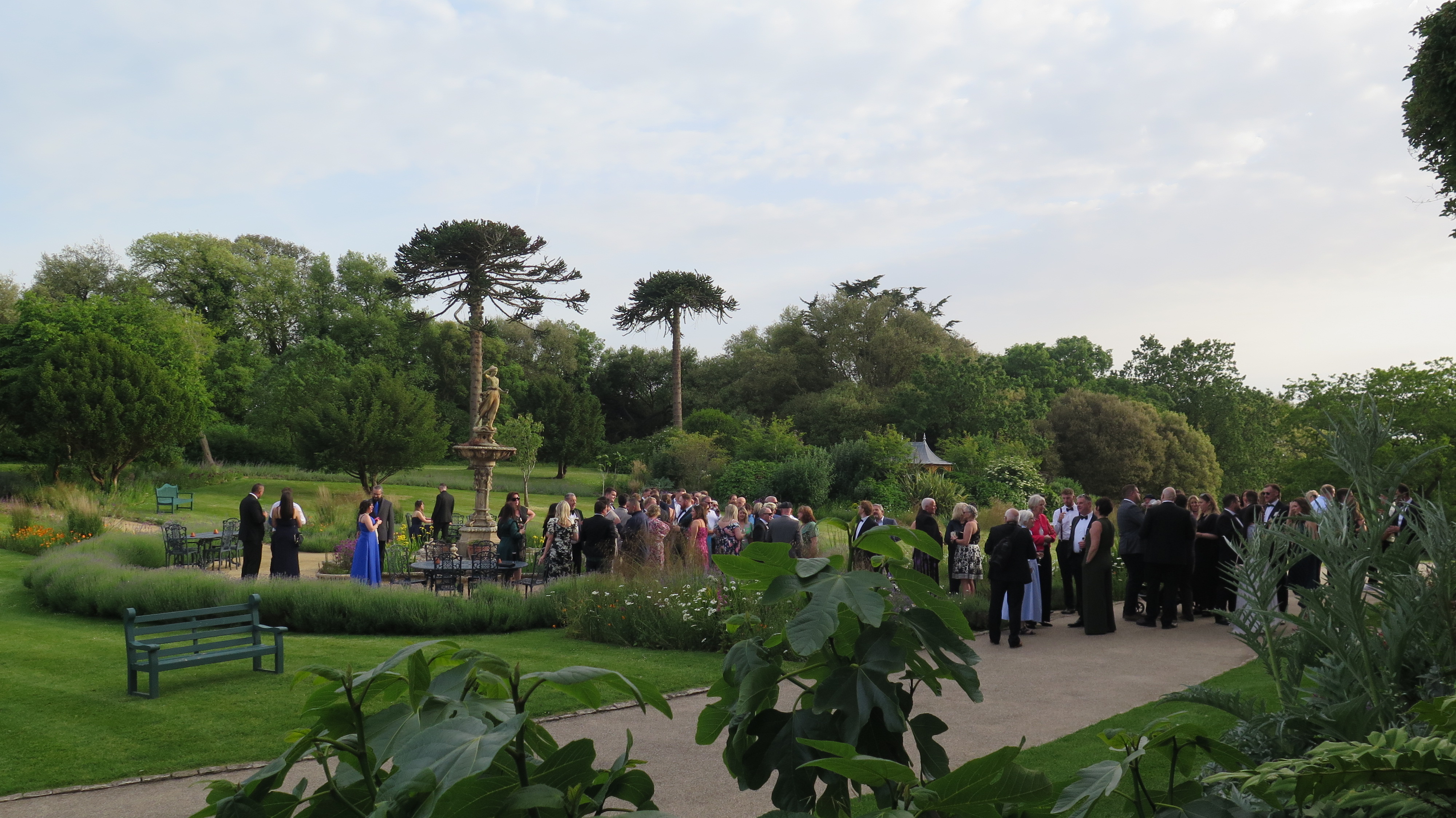 Alan Crane: The guests gather for a pre-dinner drink